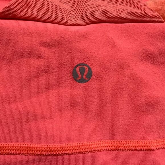 Lululemon Scoop Neck Tank - Picture 10 of 10